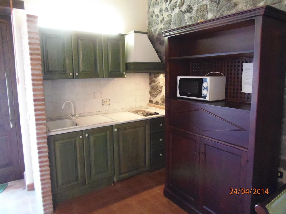 Le Cisterne Dell'Etna Hotel Calcerana-Marina ห้อง รูปภาพ