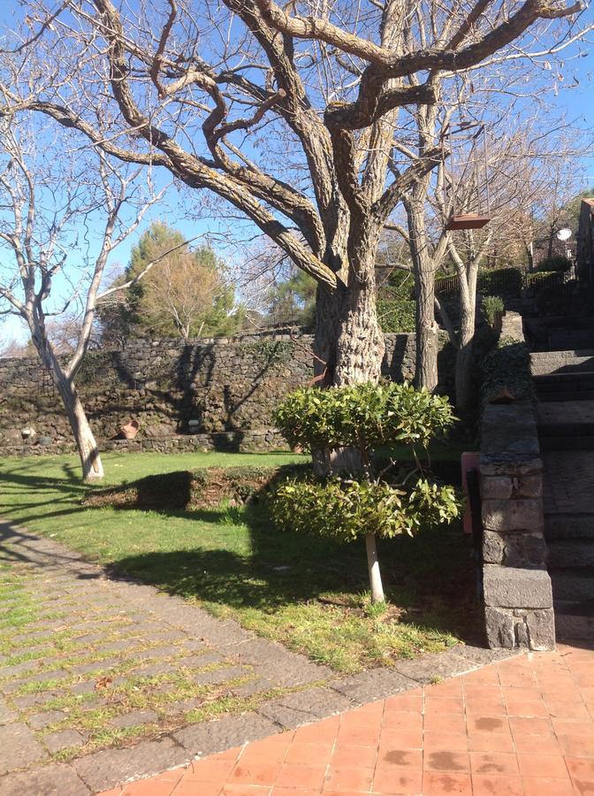Le Cisterne Dell'Etna Hotel Calcerana-Marina ภายนอก รูปภาพ